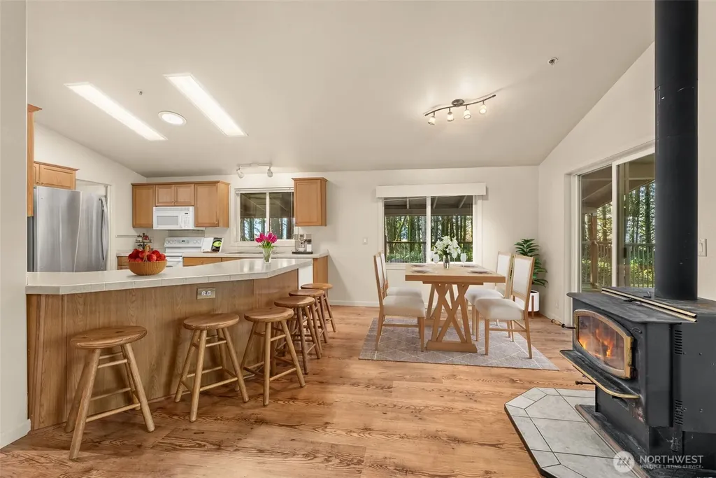 1895 North Fork Road Chehalis WA 98532