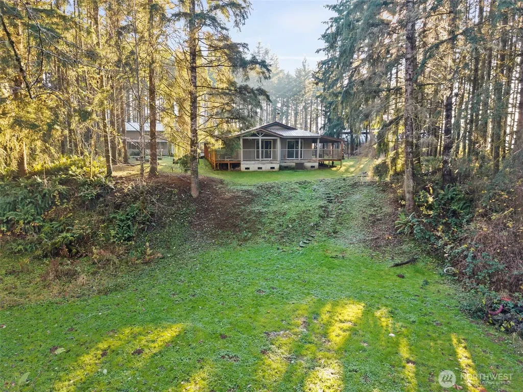 1895 North Fork Road Chehalis WA 98532