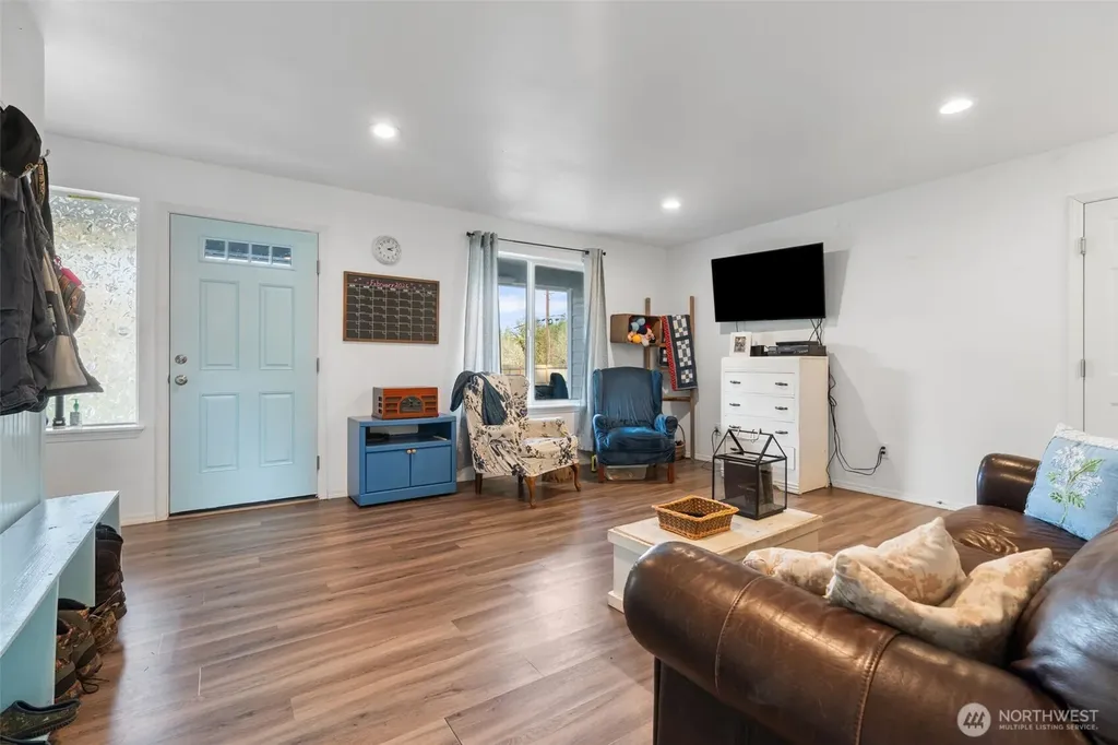 105 Johnson Road S Winlock WA 98596