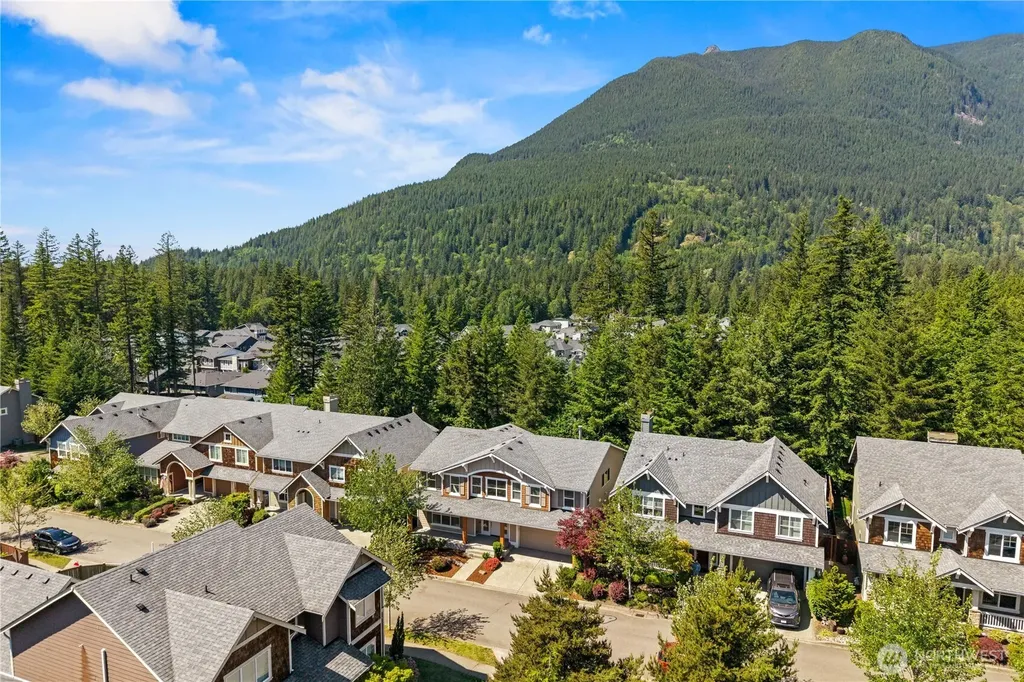 3098 SE 16th Street North Bend WA 98045