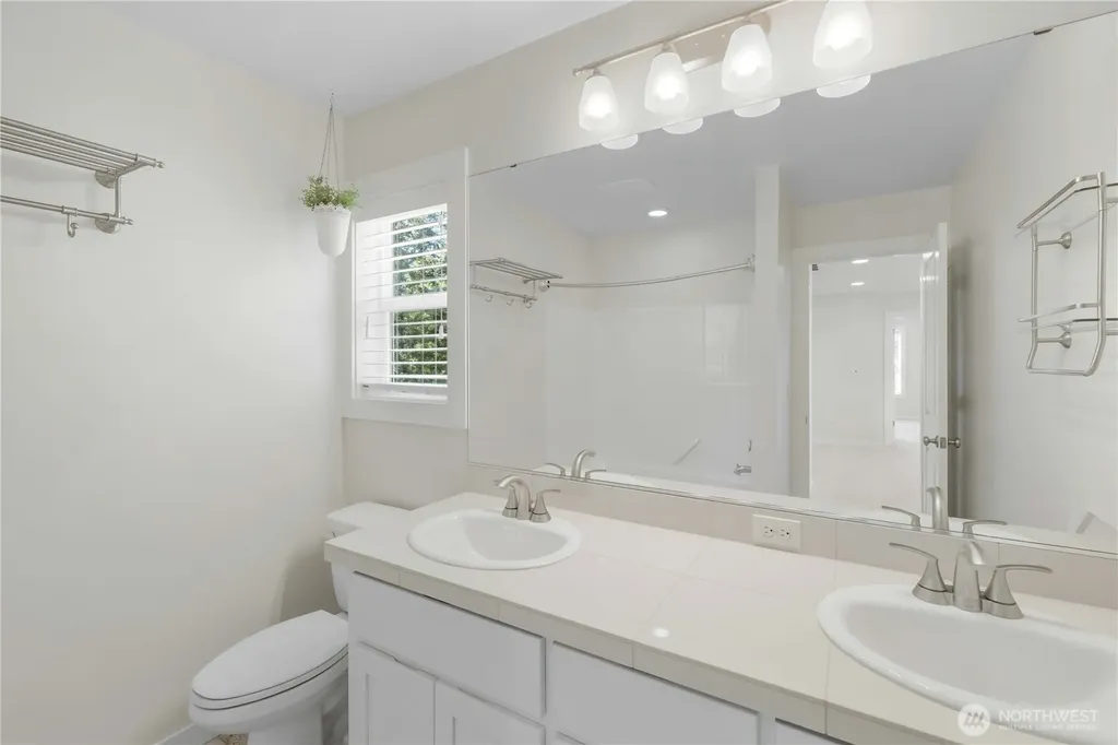 3098 SE 16th Street North Bend WA 98045
