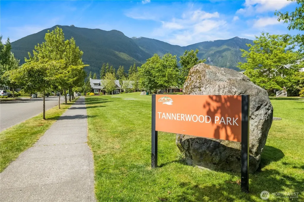 3098 SE 16th Street North Bend WA 98045