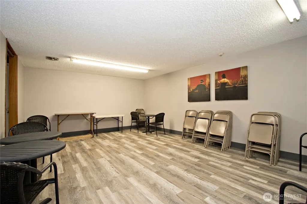 5021 Ripley Lane N Renton WA 98056