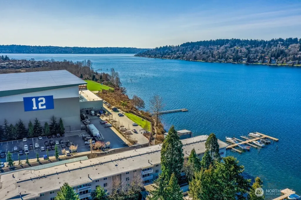 5021 Ripley Lane N Renton WA 98056