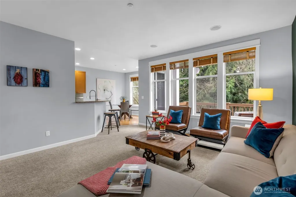6441 SE Cougar Mountain Way Bellevue WA 98006
