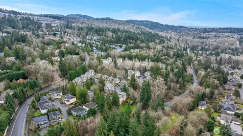 6441 SE Cougar Mountain Way Bellevue WA 98006