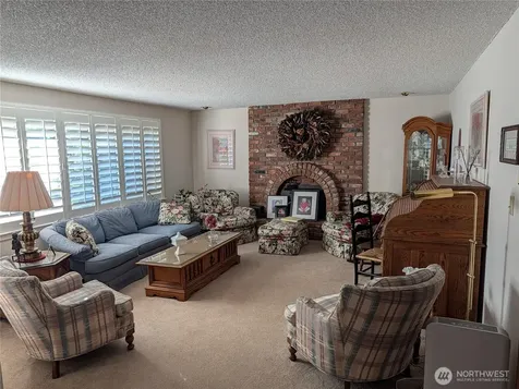 12105 25th Avenue SE Everett WA 98208
