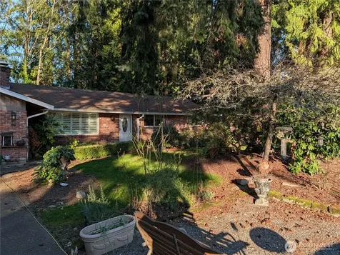 12105 25th Avenue SE Everett WA 98208