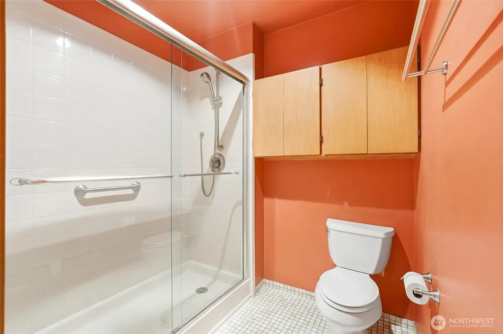 620 W Mercer Place Seattle WA 98119