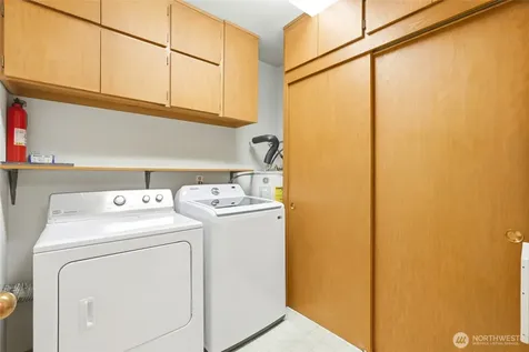 620 W Mercer Place Seattle WA 98119