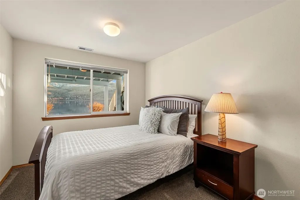 231 Key Lane Chelan WA 98816
