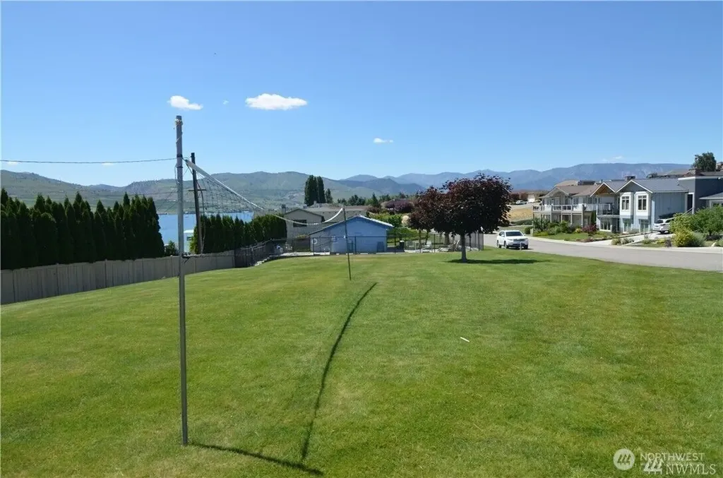 231 Key Lane Chelan WA 98816