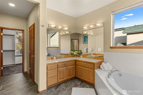 231 Key Lane Chelan WA 98816