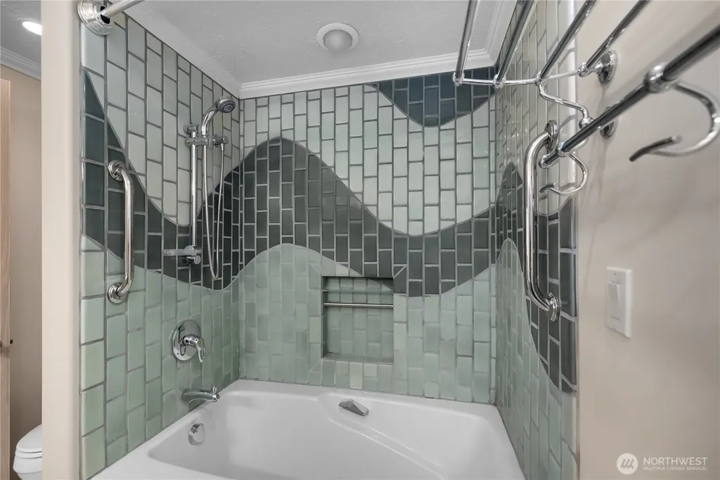 1910 Evergreen Park Drive SW Olympia WA 98502