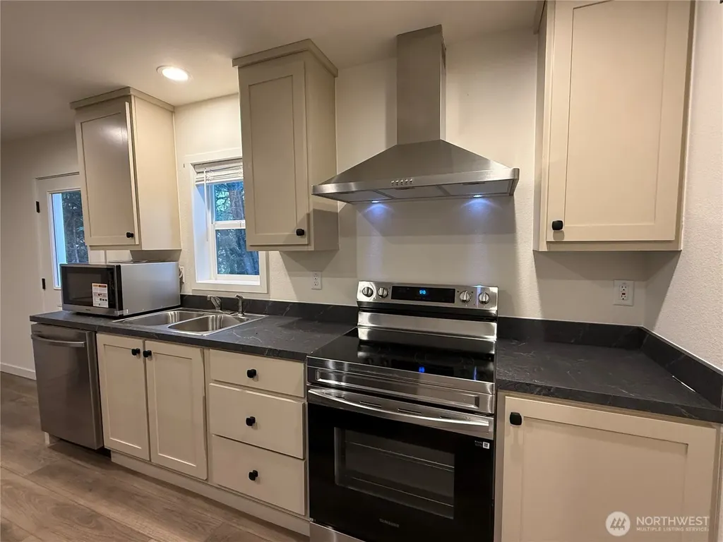 20403 Crane Place Ocean Park WA 98640