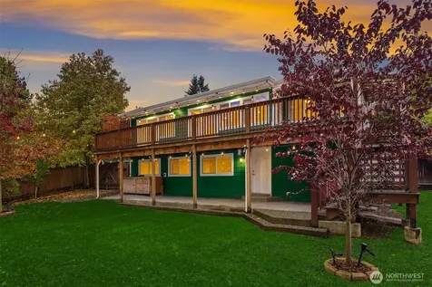 6833 47th Avenue NE Seattle WA 98115
