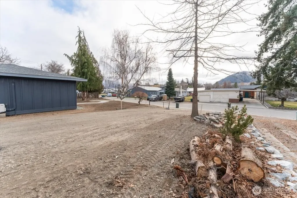 919 E Johnson(lot 11) Avenue Chelan WA 98816