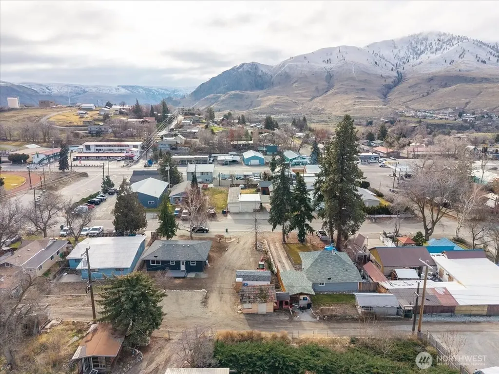 919 E Johnson(lot 11) Avenue Chelan WA 98816