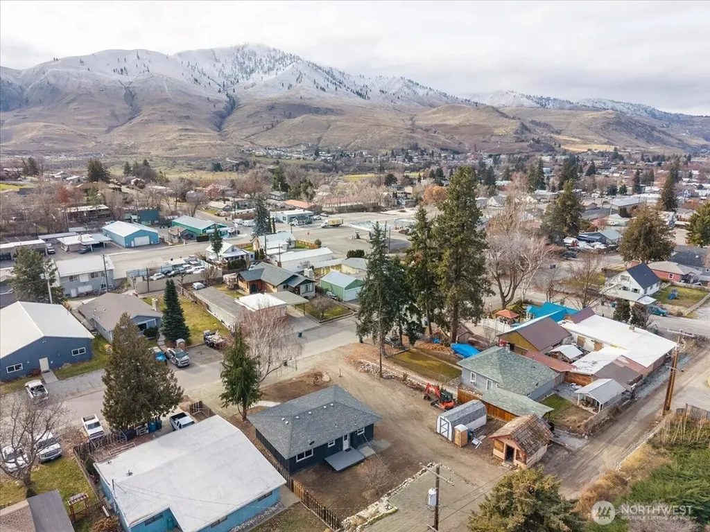 919 E Johnson(lot 11) Avenue Chelan WA 98816