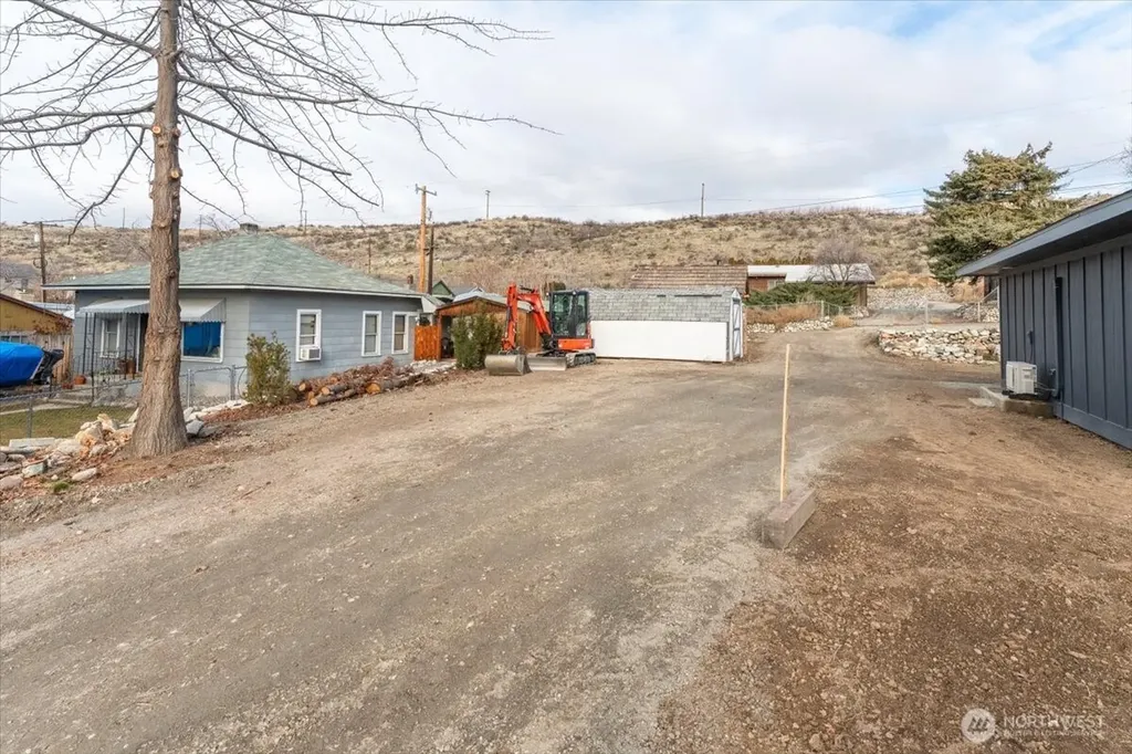 919 E Johnson(lot 11) Avenue Chelan WA 98816
