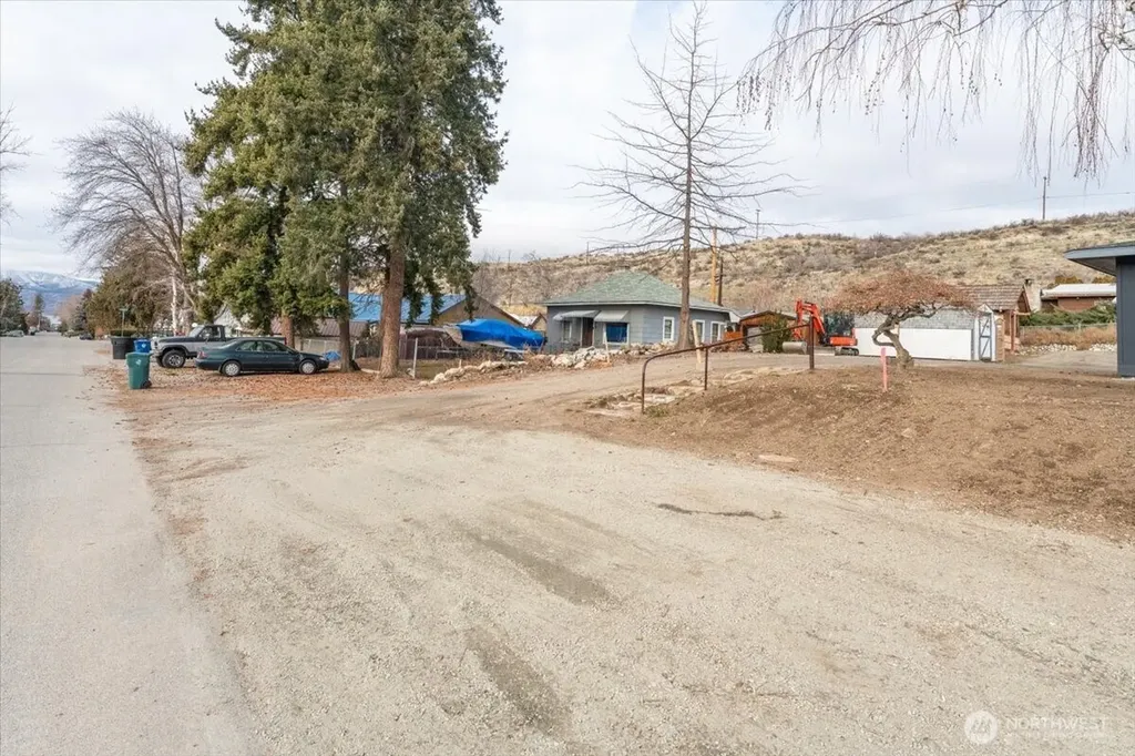 919 E Johnson(lot 11) Avenue Chelan WA 98816