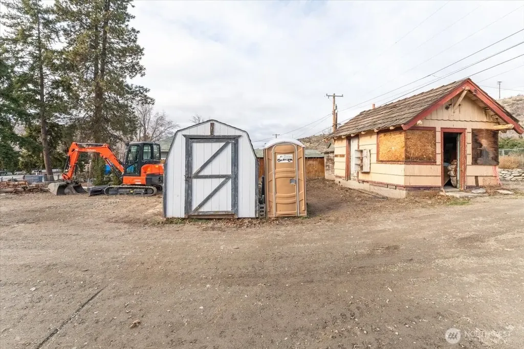 919 E Johnson(lot 11) Avenue Chelan WA 98816