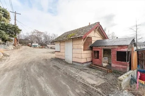 919 E Johnson(lot 11) Avenue Chelan WA 98816