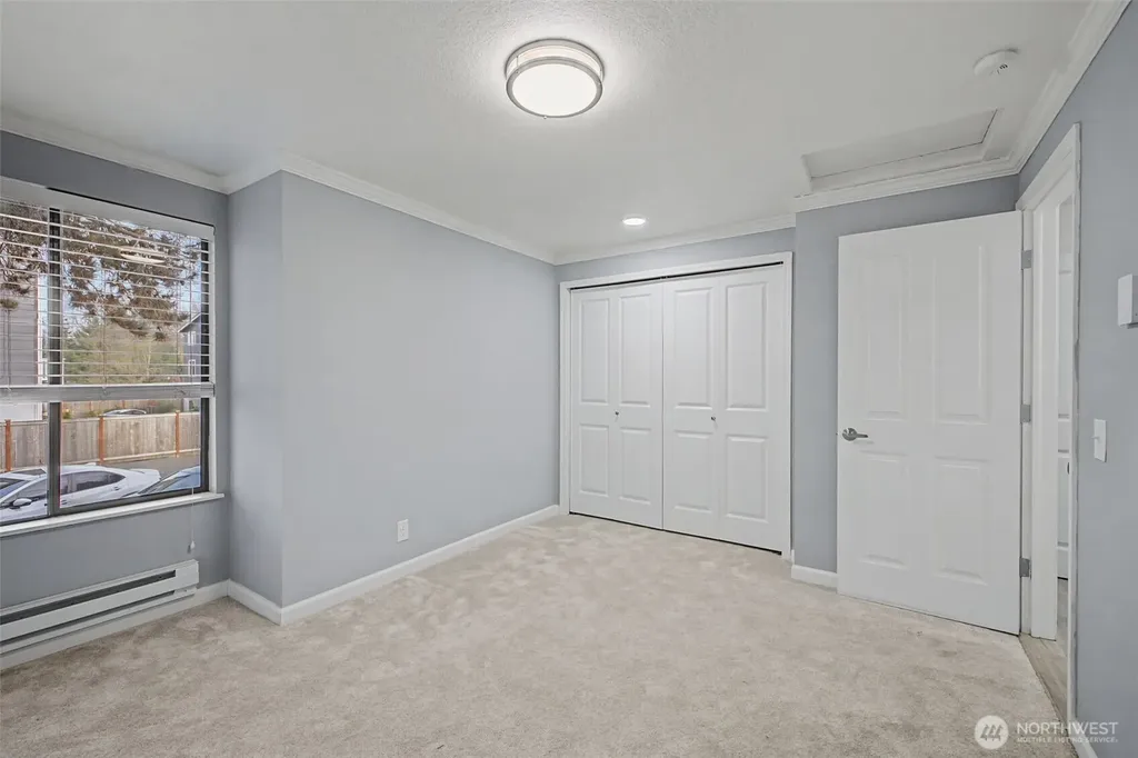 8013 NE 177th Court Kenmore WA 98028