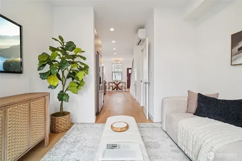 917 NW 52nd Street Seattle WA 98107
