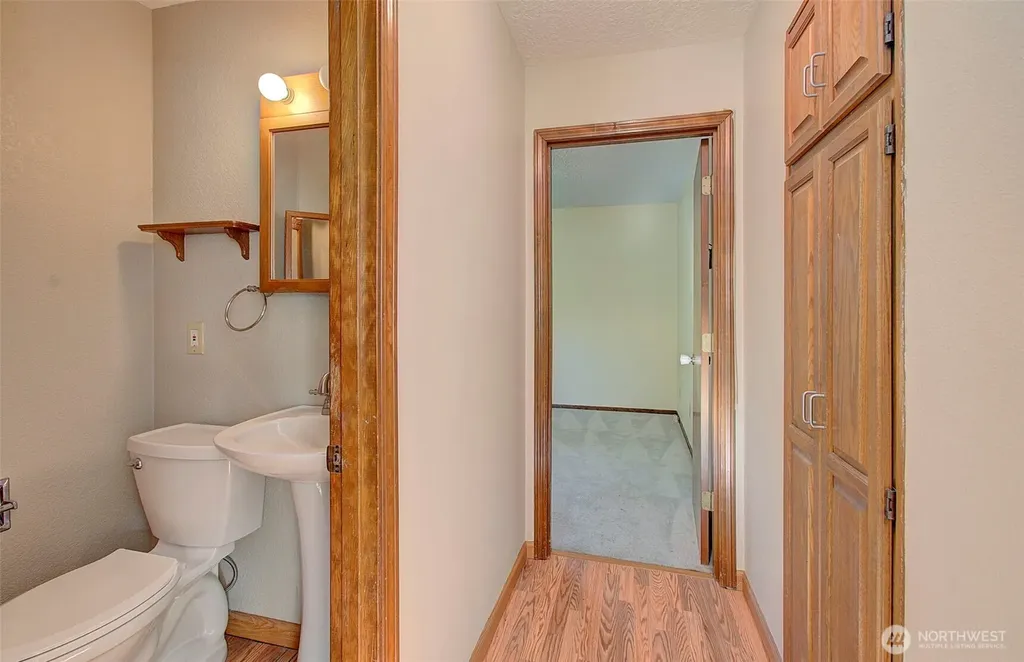 100 Inglewood Drive Longview WA 98632