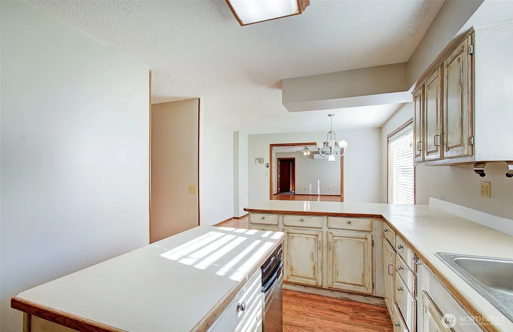 100 Inglewood Drive Longview WA 98632