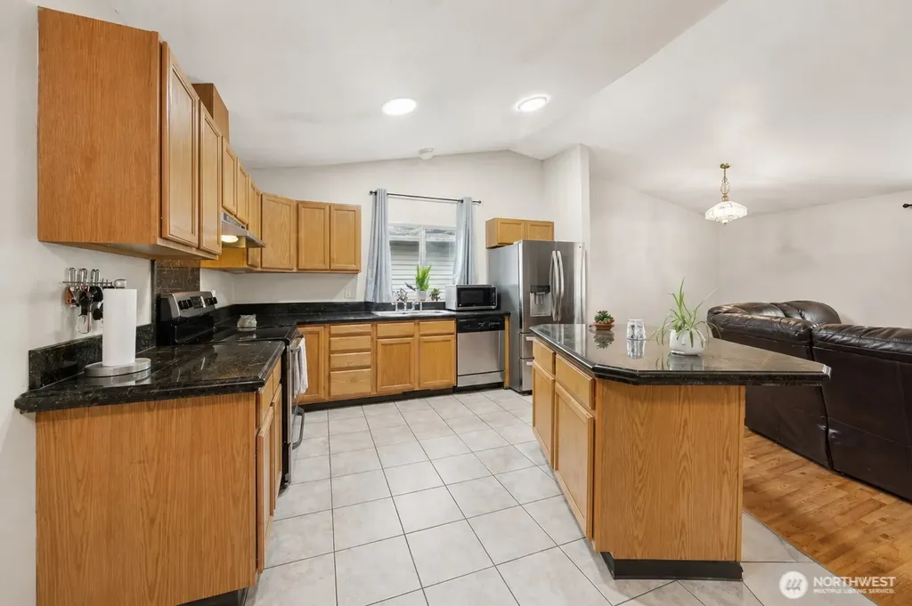 5603 James Street SE Lacey WA 98513