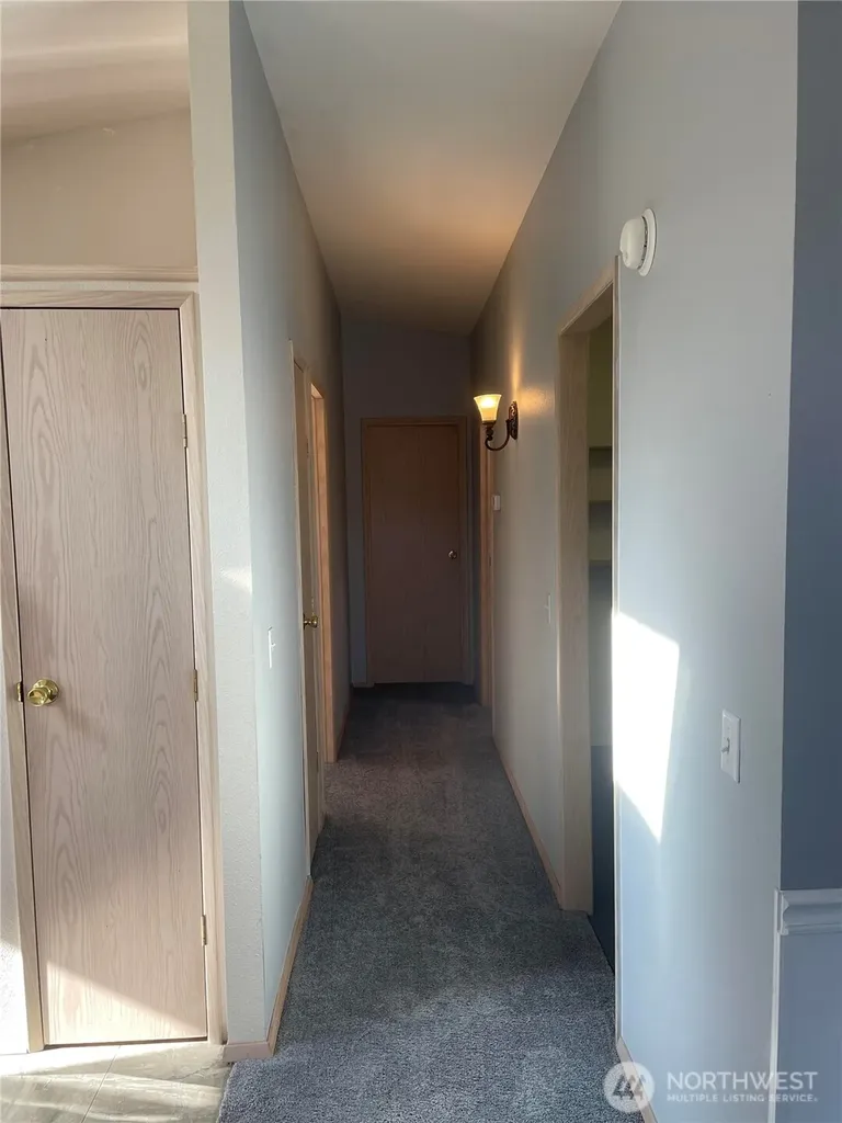 2610 E Section Street Mount Vernon WA 98274