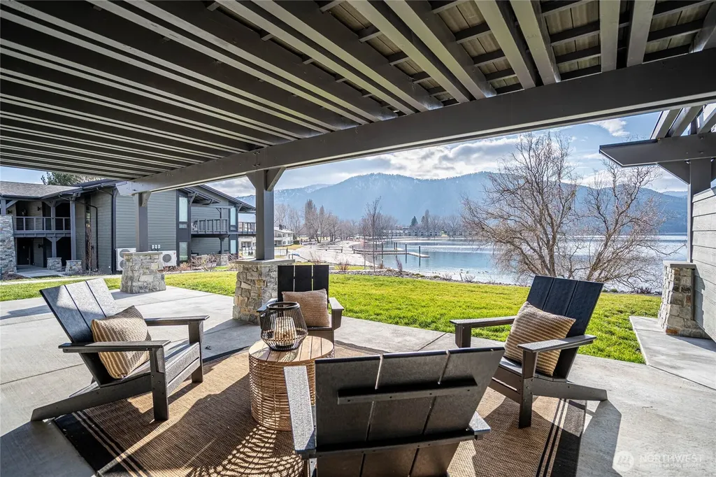 1 Yacinde Court Manson WA 98831