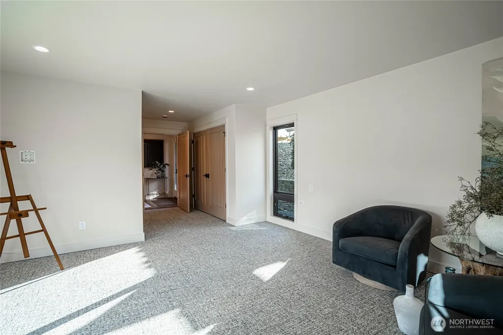 1 Yacinde Court Manson WA 98831