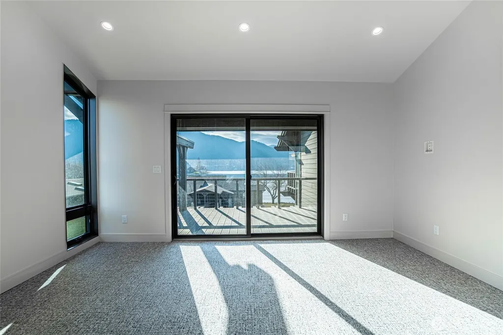1 Yacinde Court Manson WA 98831
