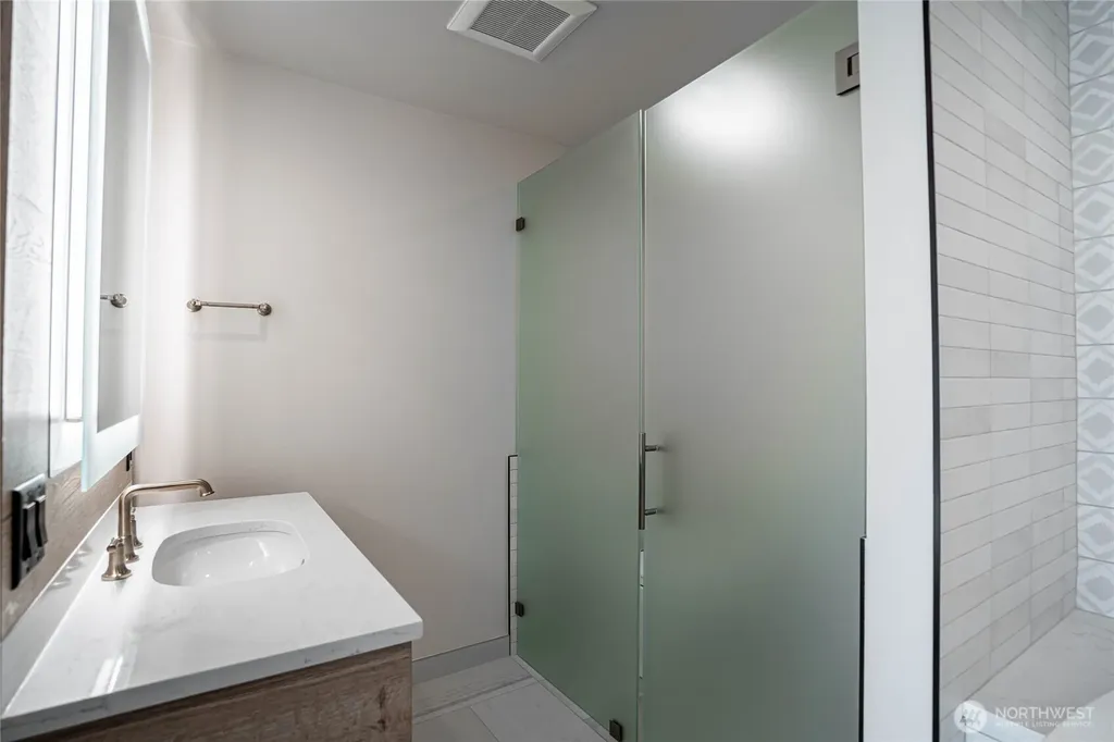 1 Yacinde Court Manson WA 98831
