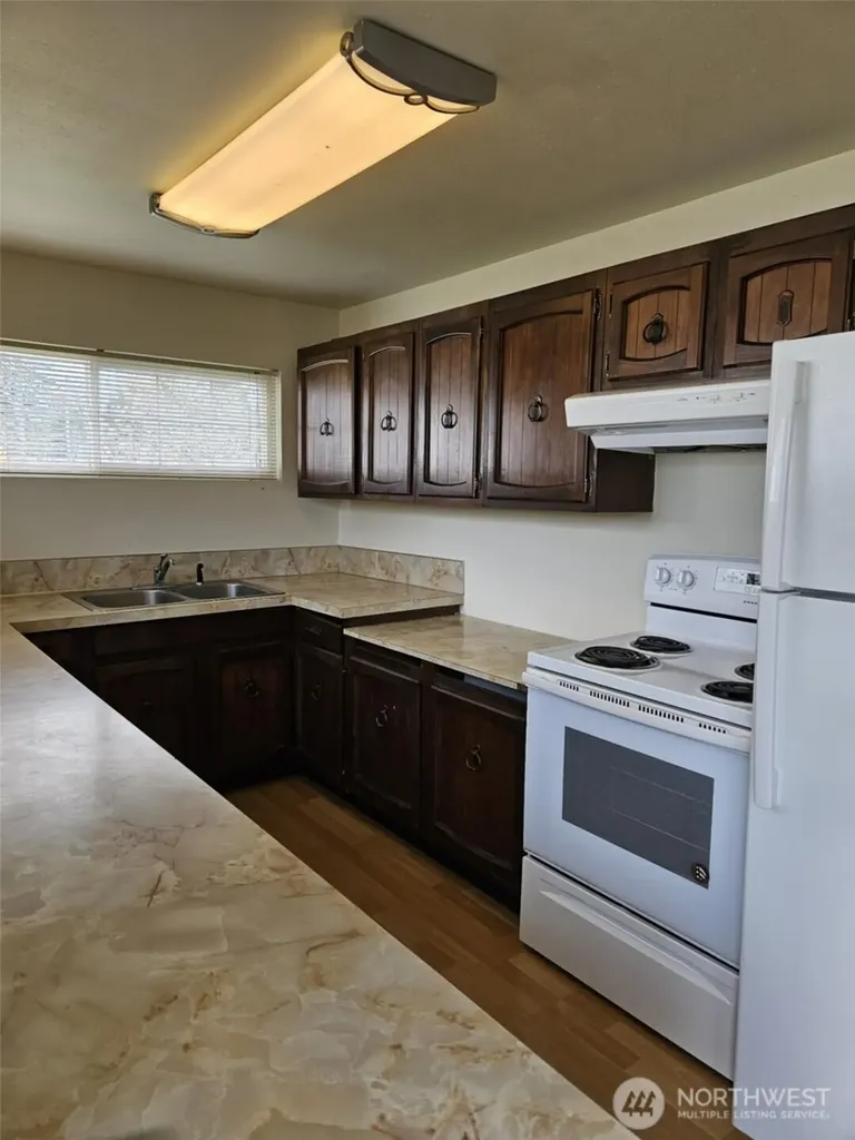 2227 Washington Street Shelton WA 98584