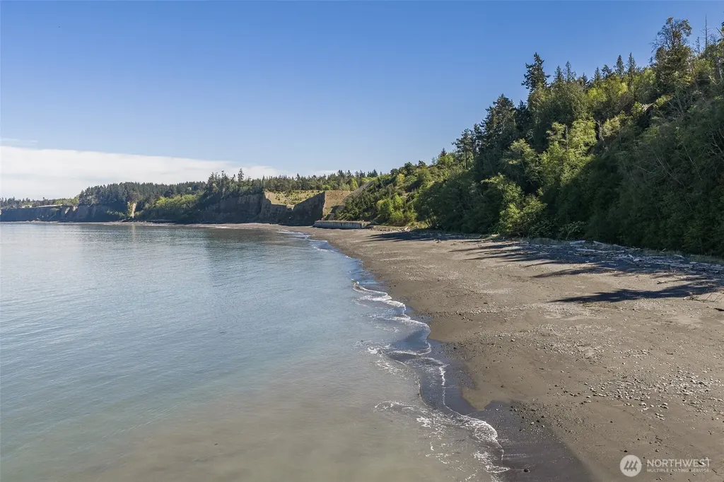 9999 N Breakerpoint Place Port Angeles WA 98363