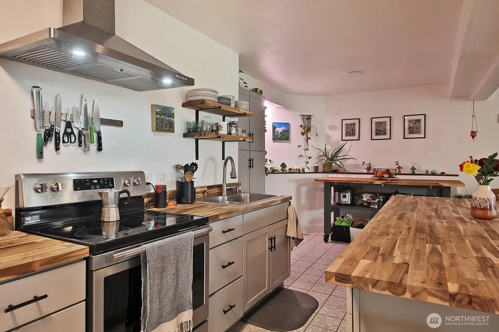 5663 Lenz Place Langley WA 98260