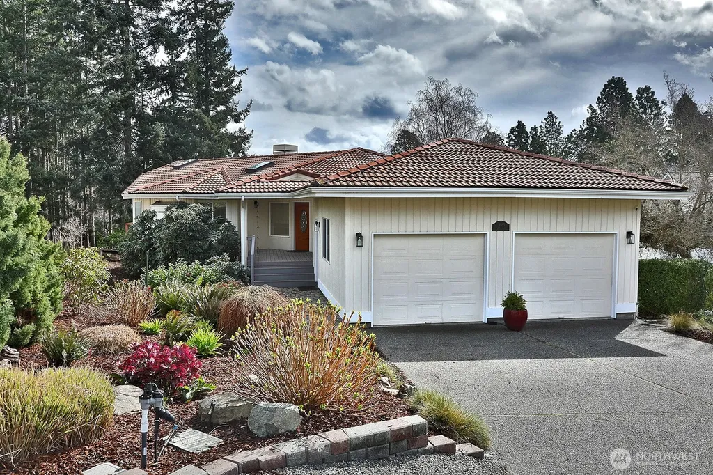 5663 Lenz Place Langley WA 98260