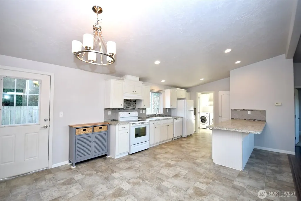 103 Secluded Way Sequim WA 98382