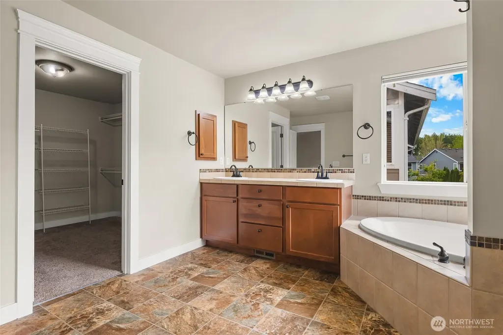 4215 Cashmere Drive NE Lacey WA 98516