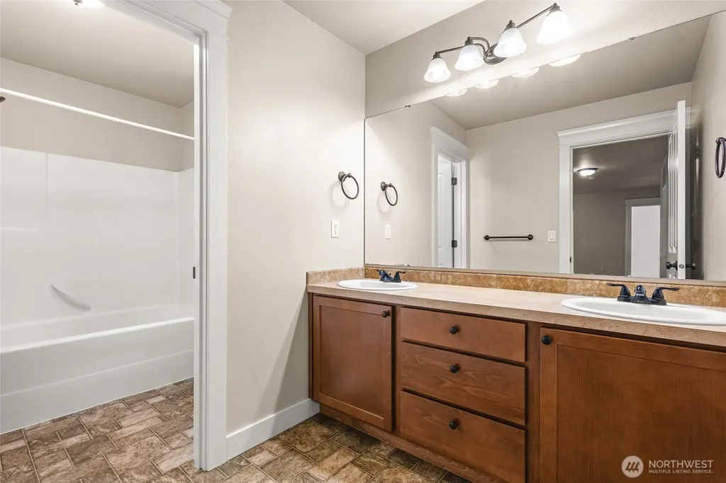 4215 Cashmere Drive NE Lacey WA 98516