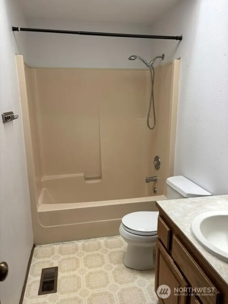 427 Sawmill Court SE Olympia WA 98513