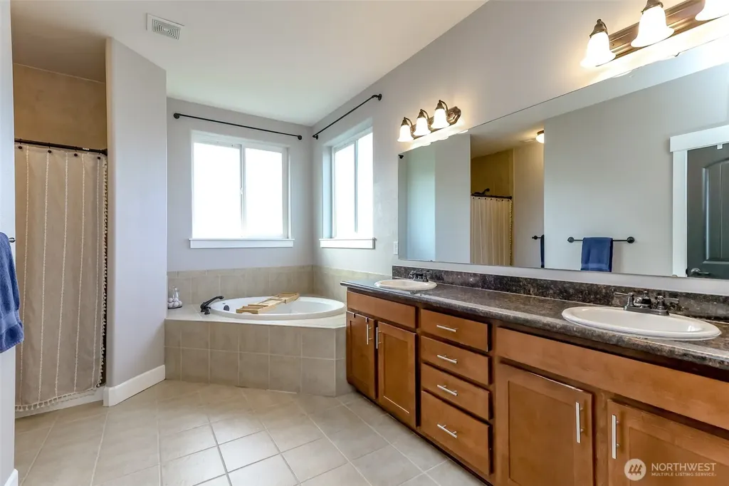 22306 137th Avenue E Graham WA 98338