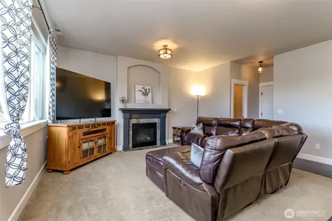 22306 137th Avenue E Graham WA 98338