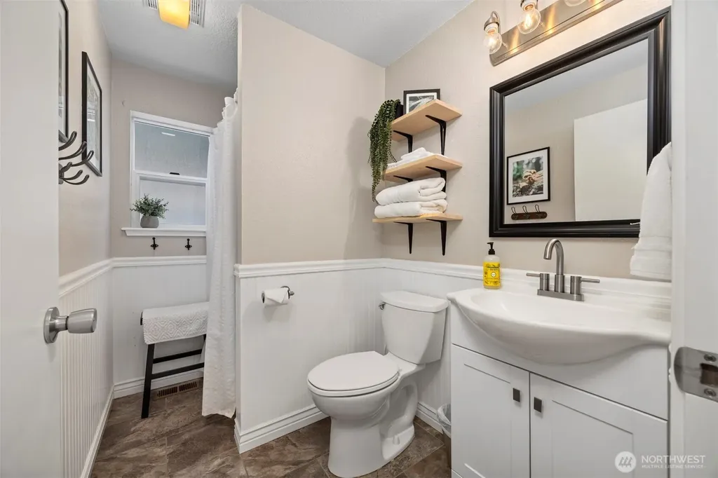 1020 Piedmont Place Bellingham WA 98229