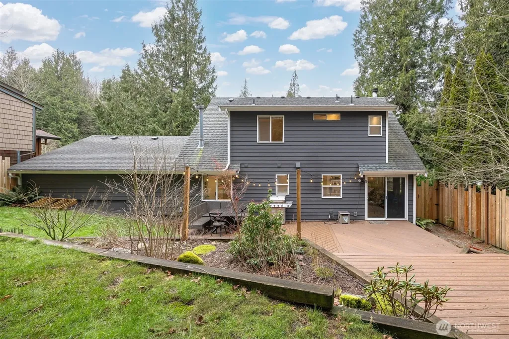 1020 Piedmont Place Bellingham WA 98229