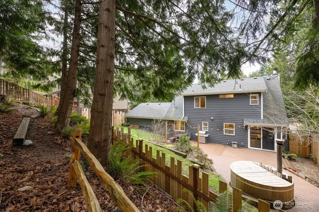 1020 Piedmont Place Bellingham WA 98229
